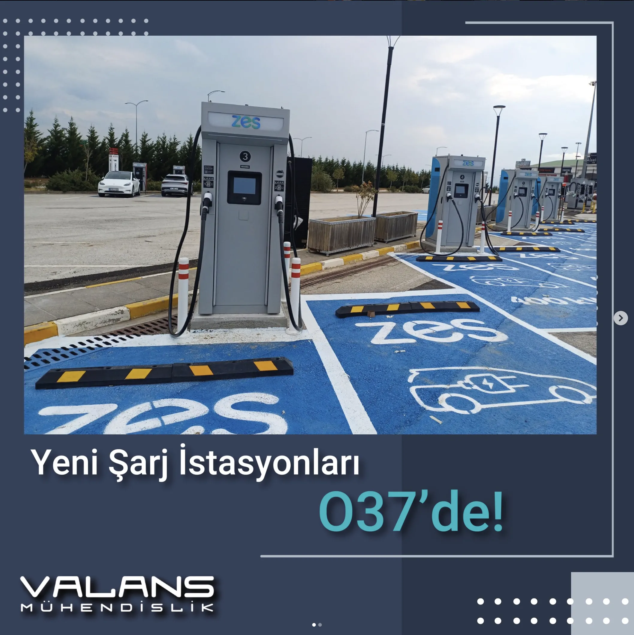 Zes firmasıyla iş birliği yaparak İzmir Yönü'ndeki Oksijen 37 lokasyonunda 4 adet 400 kW kapasiteli elektrikli araç şarj istasyonumuzu başarıyla kurduk!